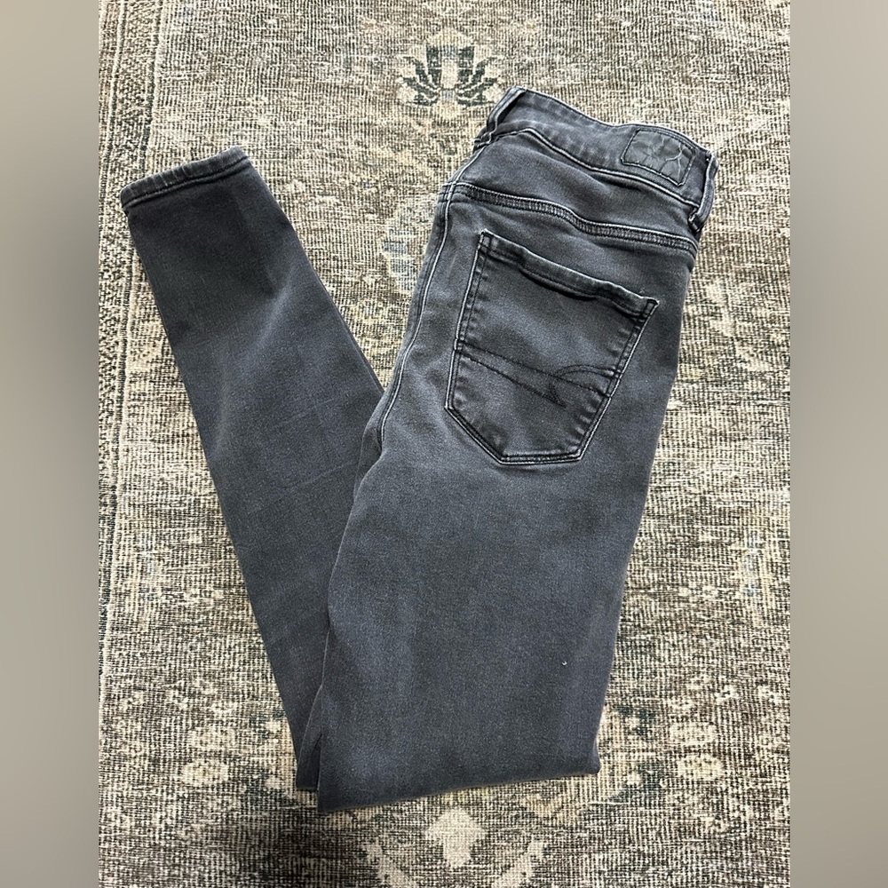 Women’s American Eagle black skinny